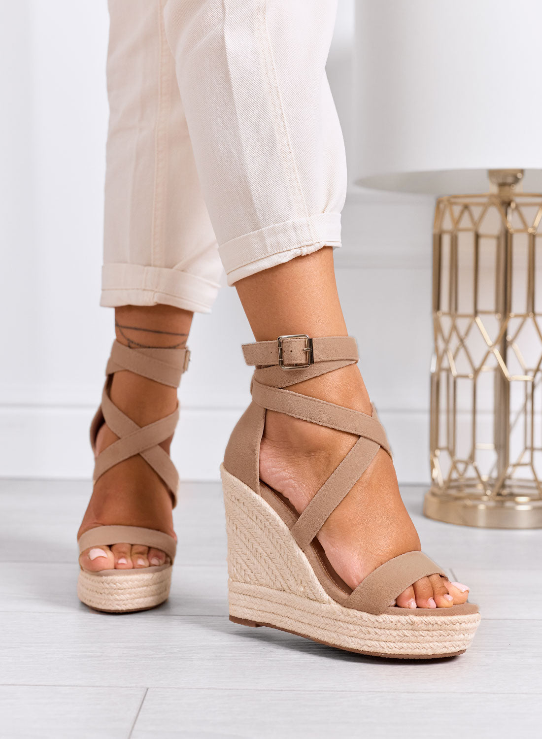 CARACAS - Sandali espadrillas fango con zeppa alta e cinturini incrociati